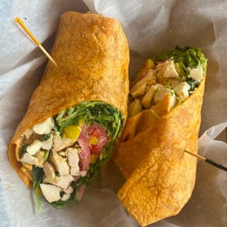 Zesty Chicken Tomato Wrap 