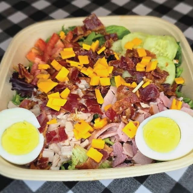 Traditional Chef's Salad.